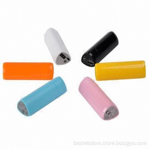 Power Bank with Flashlight Function, Ideal for iPhone and iPad, Measures 82 x 30 x 29.5mm